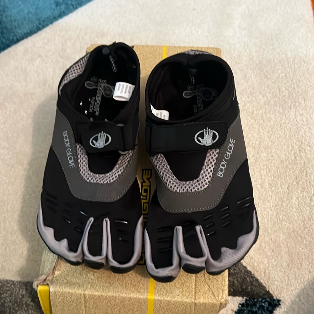 Brand New Men’s Body Glove Water Shoes